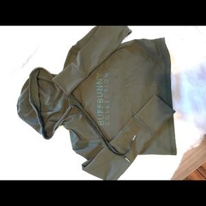 Buffbunny ‘Basil’ cropped hoodie